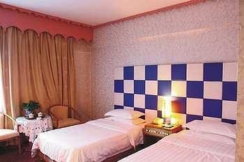 Urumqi Jingu Hotel 외부 사진