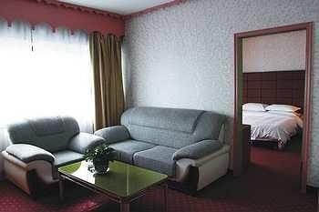 Urumqi Jingu Hotel 외부 사진